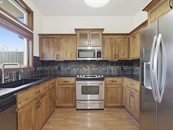4th image of 28612 SW Ash Meadows Blvd APT 30