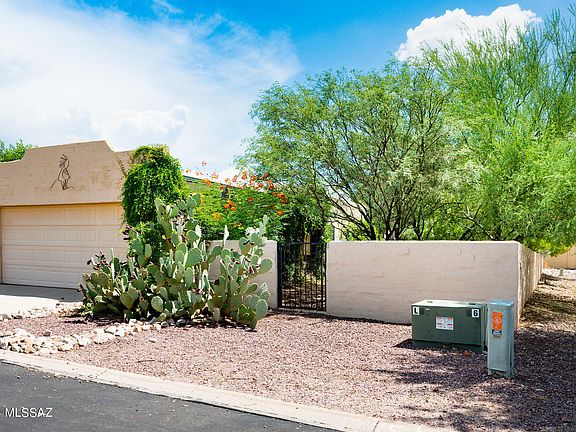 2nd image of 2419 W Calle Retana