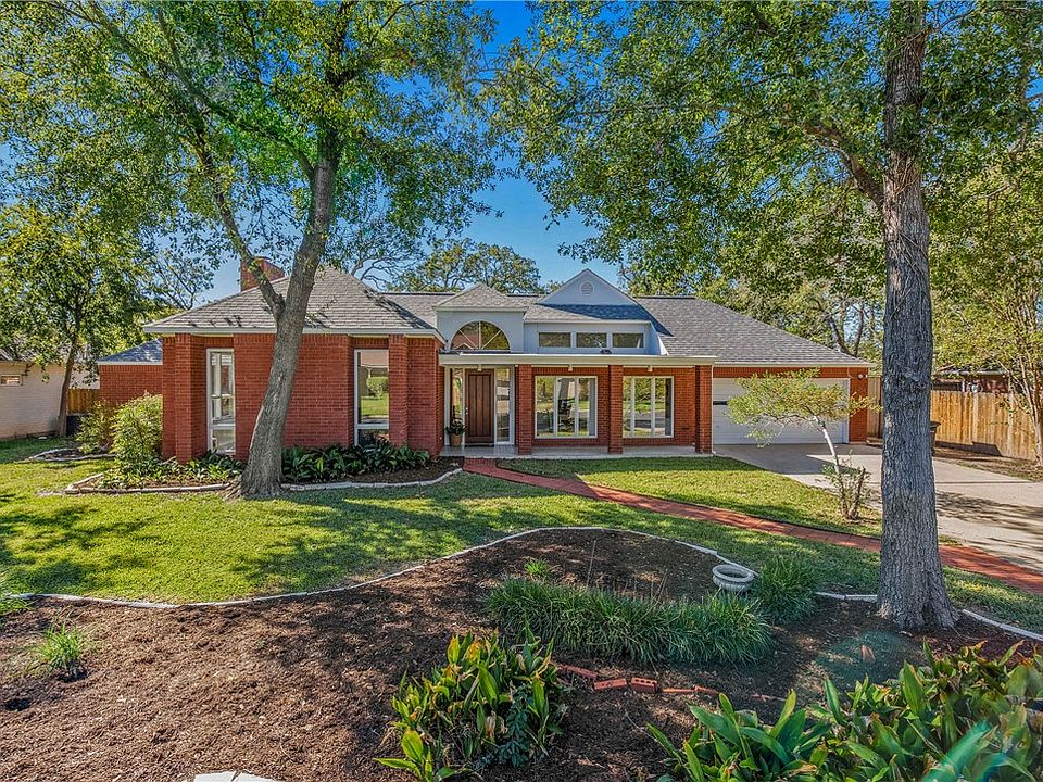 1st image of 6404 Windwood Dr