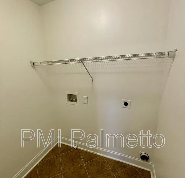 215 Emanuel Creek Dr — Photo 28