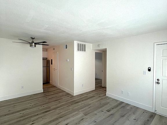 4th image of 2515-2519 V St #15