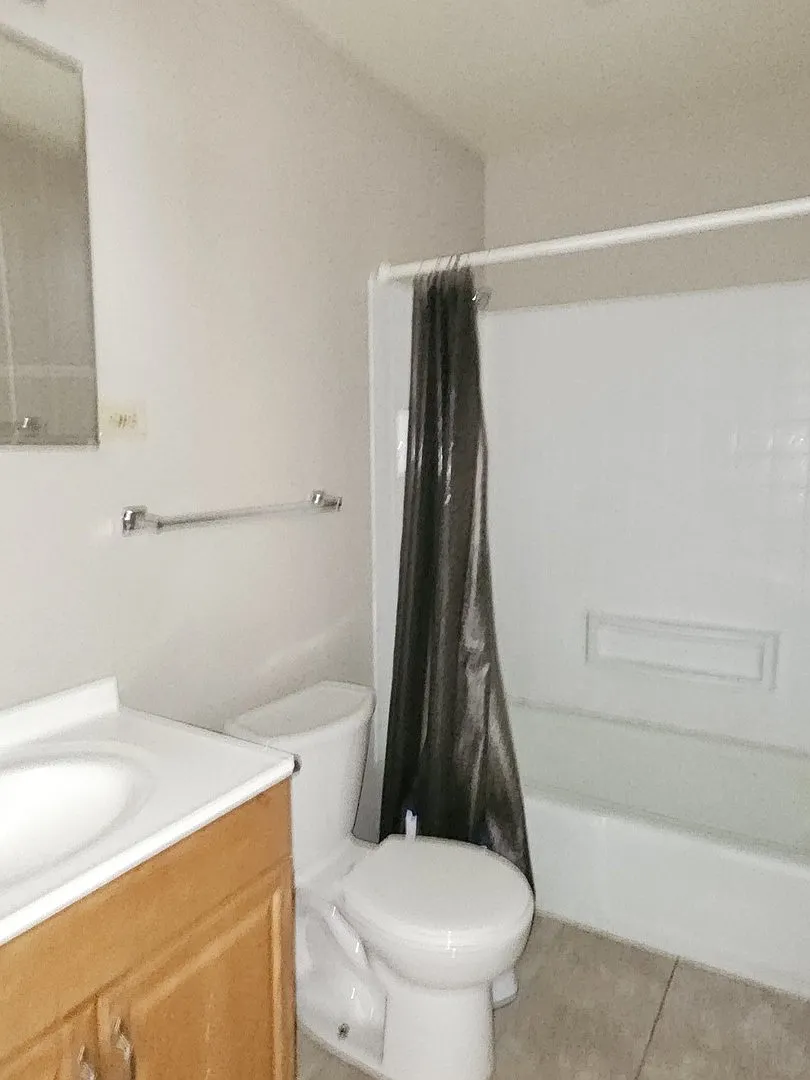 1 bed, 750 sqft, $1,450 — Photo 4