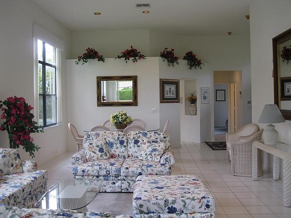 4th image of 4513 Barclay Fair Way