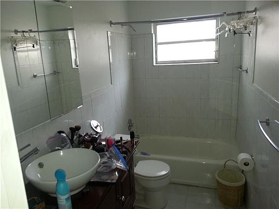 3rd image of 7321 Allen Dr