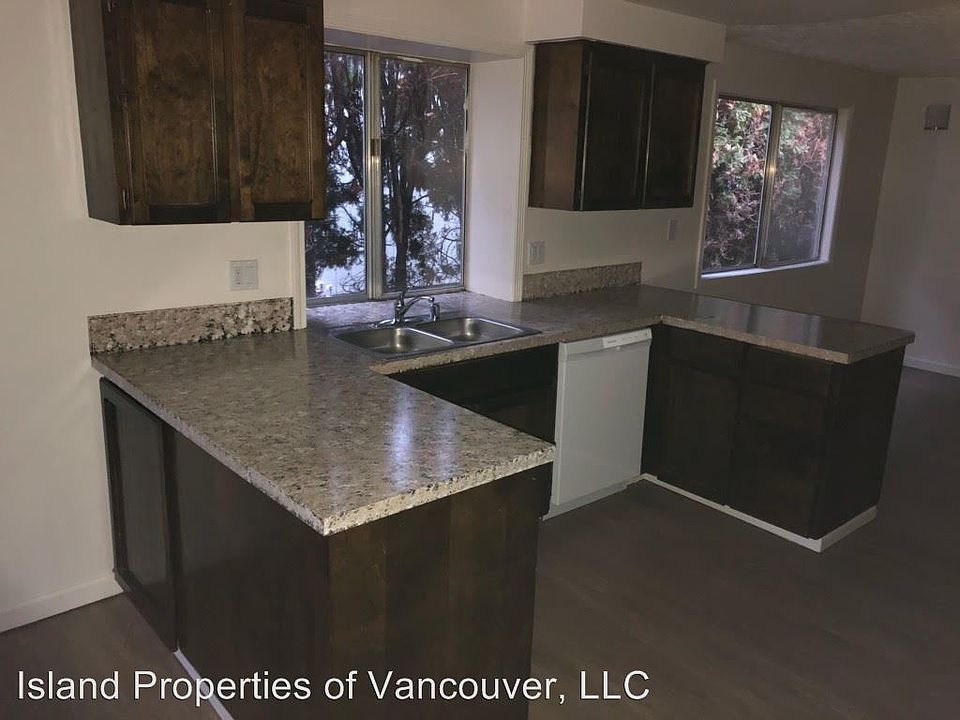 1st image of 2904 NE 103rd Ave