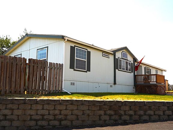 4th image of 255 NW Golden Hills Dr Spc 21