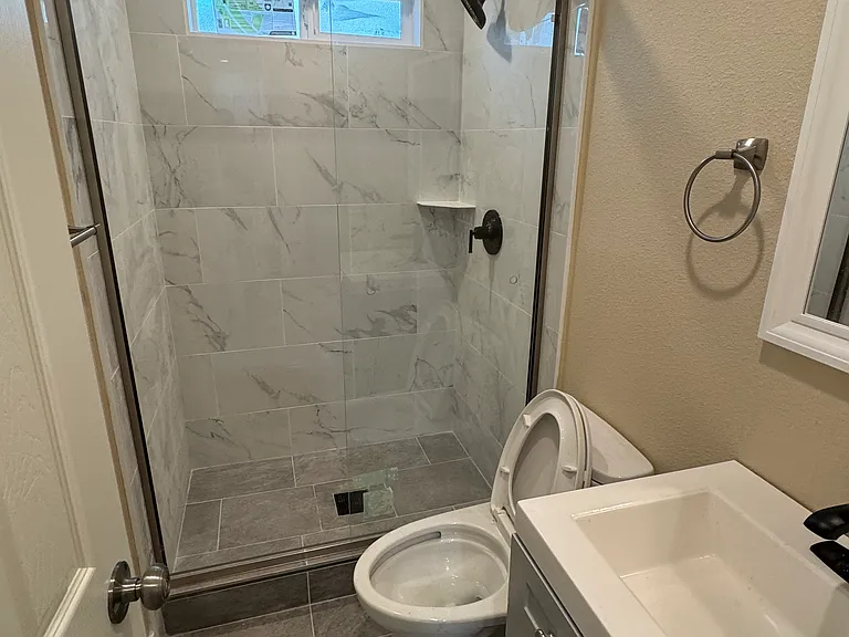 421 E William St #B — Photo 4