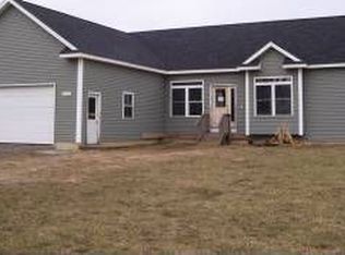 5674 Kyser Rd, Lowell, MI 49331