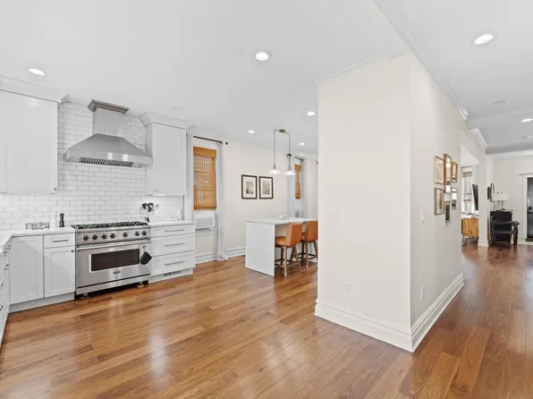 82 Highwood Terrace image 9 of 29