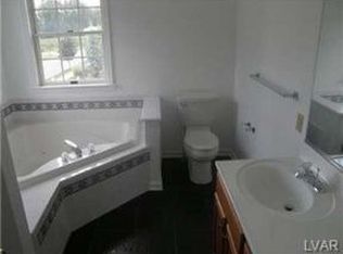 3205 Troon Dr, Center Valley, PA 18034