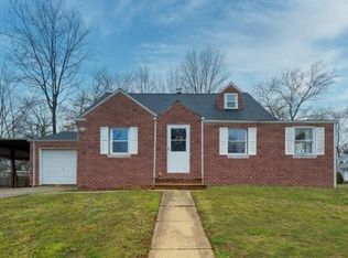 442 Brookside Dr, Roselle, NJ 07203