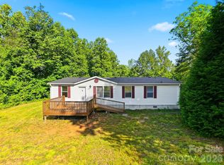 2691 Green Haven Cir, Morganton, NC 28655
