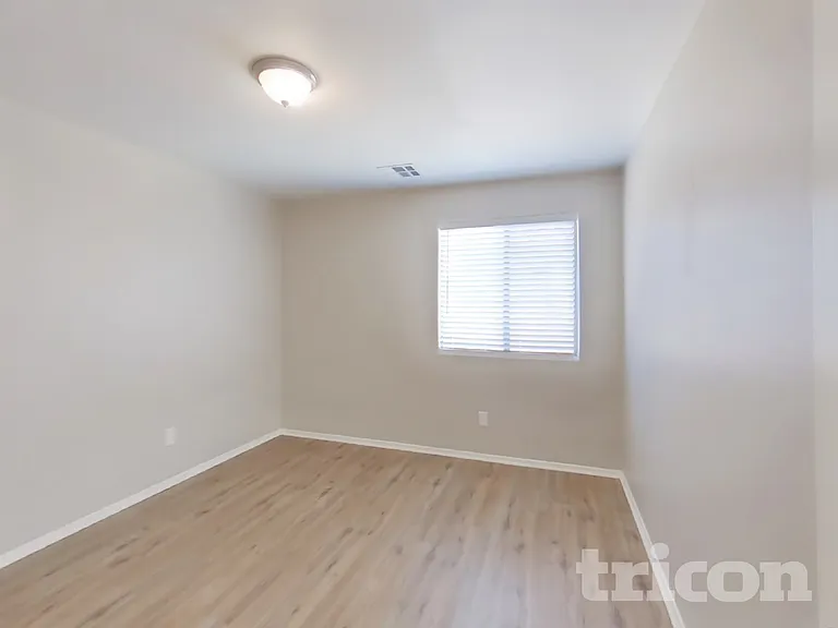 601 E Press Rd — Photo 15