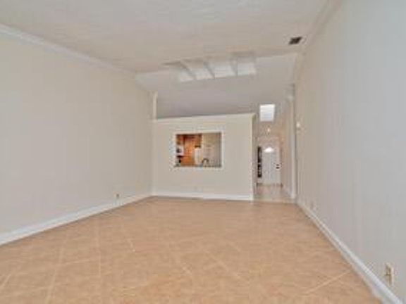 2nd image of 11492 Orange Blossom Ln