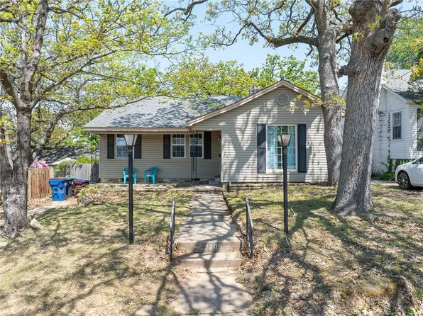 2209 S Z St, Fort Smith, AR 72901