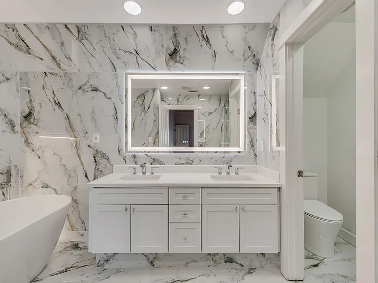 2608 Thomas Ave #3 — Photo 9