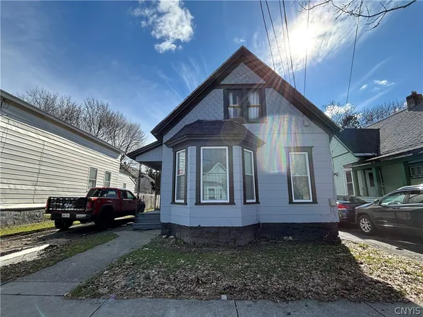 305 Hartson St, Syracuse, NY 13204