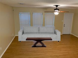 7257 Rittenhouse Village Ct, Houston, TX 77076