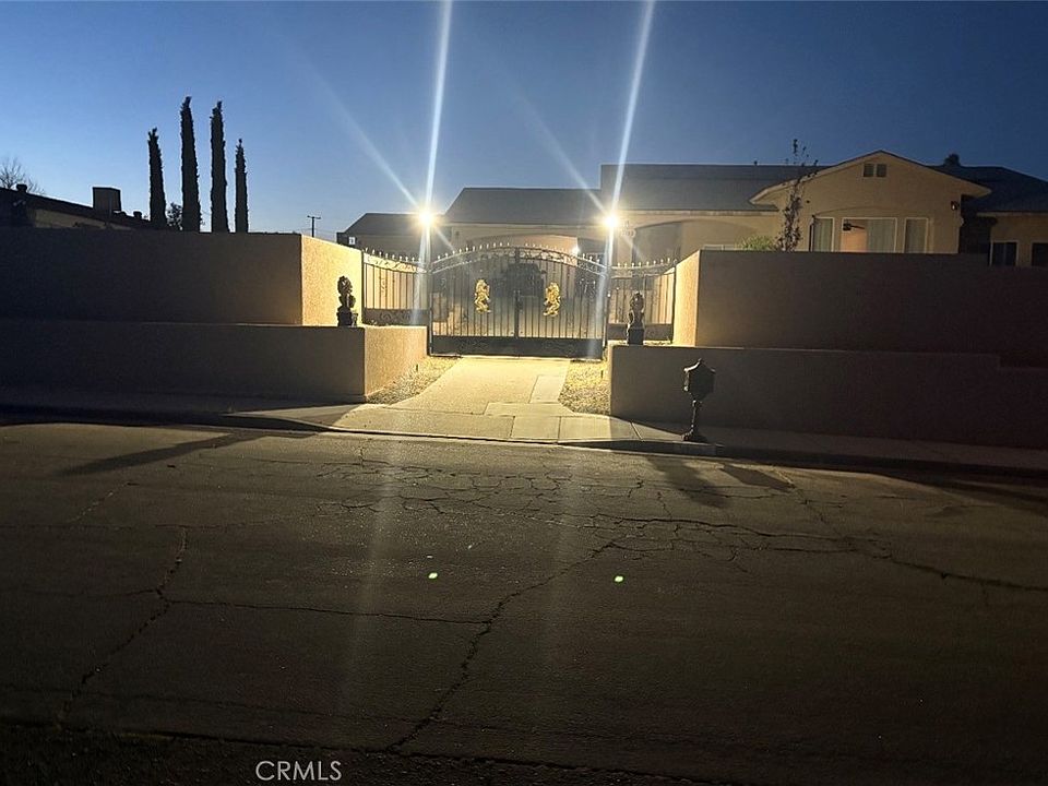 1st image of 16192 Molino Dr