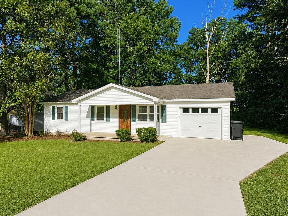 1st image of 385 Clifty Village Ln