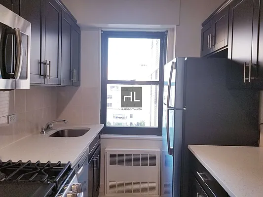 Rented by Highline Residential | media 26