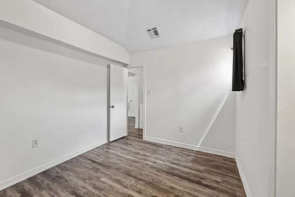 7818 James Dr — Photo 17