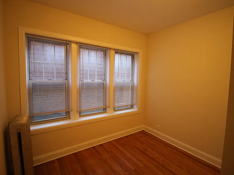 2318 W Granville Ave #1 — Photo 8