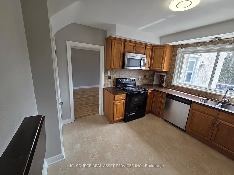 30 Sunnycrest Dr — Photo 10