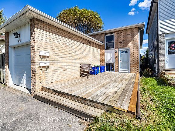 4th image of 1431 Ritson Rd S