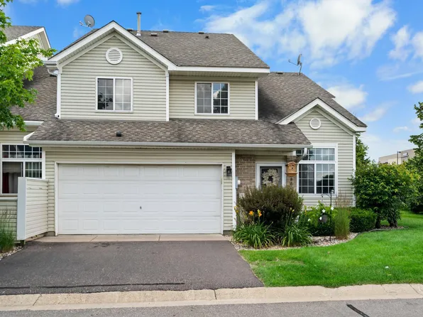 8860 Spring Ln, Woodbury, MN 55125