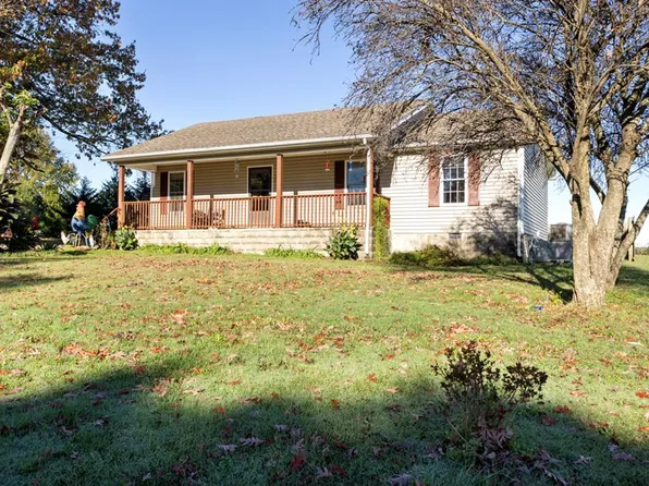 126 Spain Ln, Hopkinsville, KY 42240
