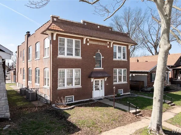 4950 Finkman St, Saint Louis, MO 63109