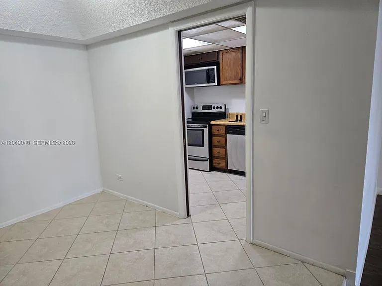 3690 Inverrary Dr #2Q — Photo 7