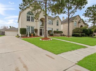 2869 Cool Spring Ln, Dickinson, TX 77539