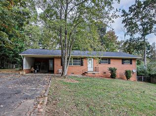 1949 Willow Rd, Asheboro, NC 27203