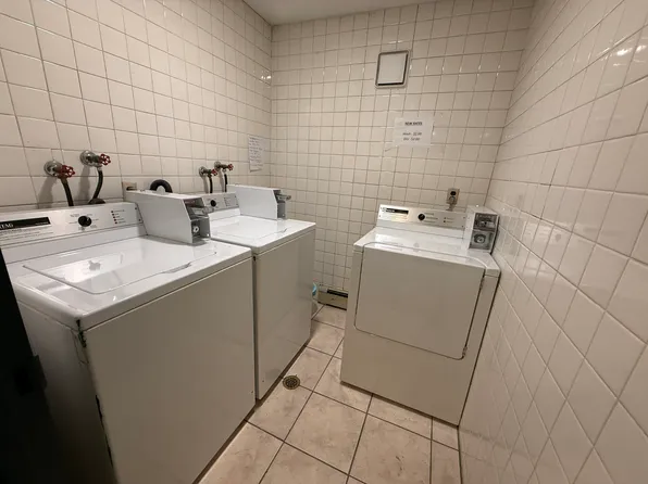 208 Undercliff Avenue image 9 of 9