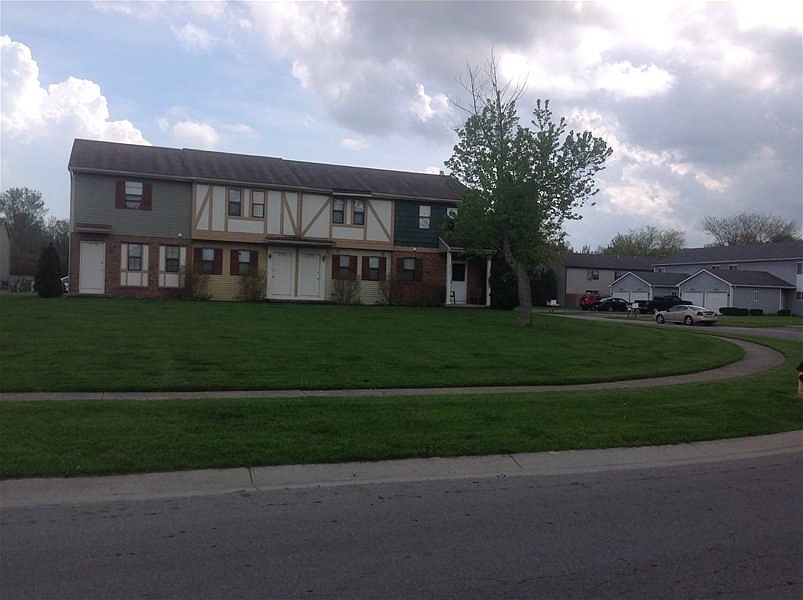 2nd image of 2756 Scarlet Oak Dr
