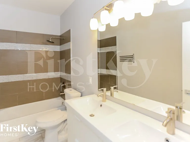 905 E Fremont Rd — Photo 13