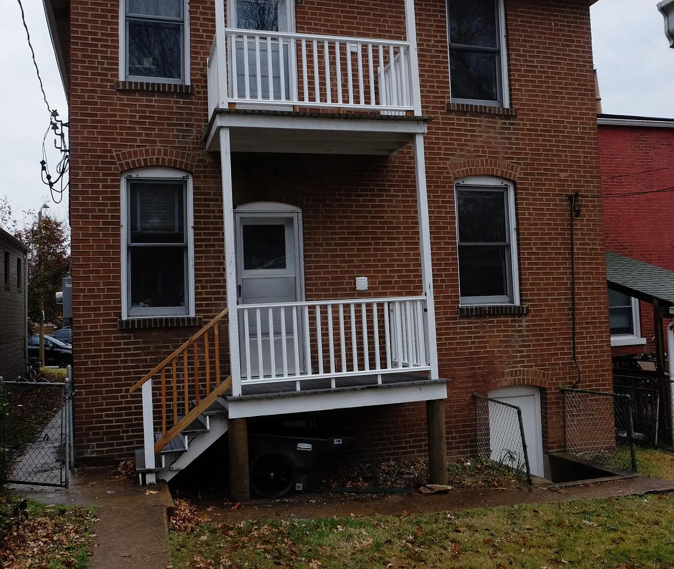 1 bed, 1200 sqft, $1,325 — Photo 2