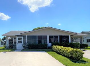 3347 Americo Dr, West Palm Beach, FL 33417