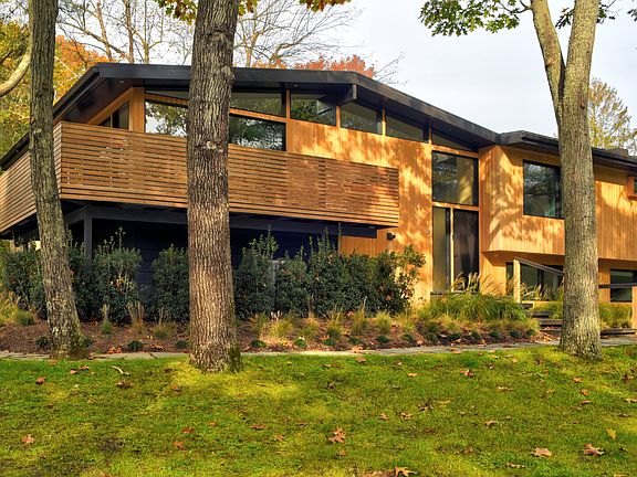 5th image of 7 Oyster Shores Rd