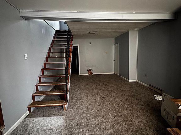 3rd image of 1006 Hollins St