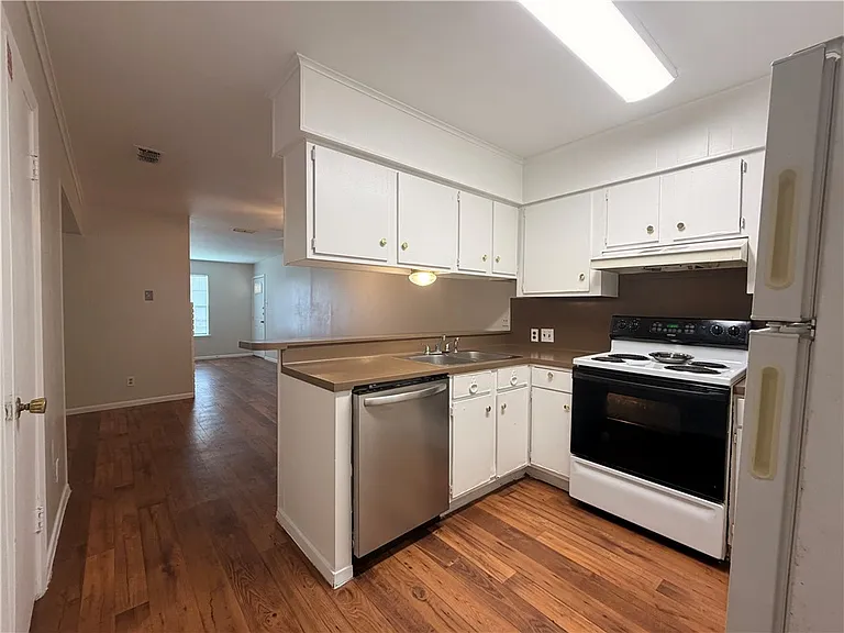 6510 Pharaoh Dr #B — Photo 4