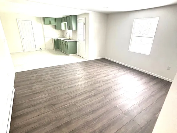 343-345 Sussex St, Old Forge, PA 18518