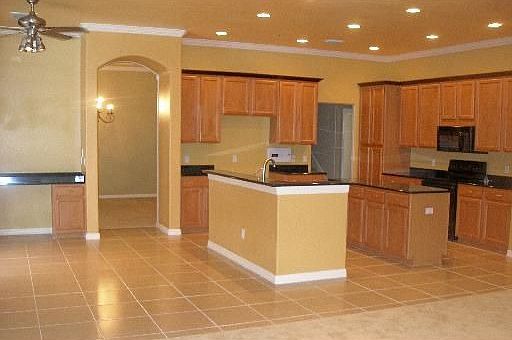 HUGE Kitchen with tons of upgrades! Breakfast Nook and built in Desk