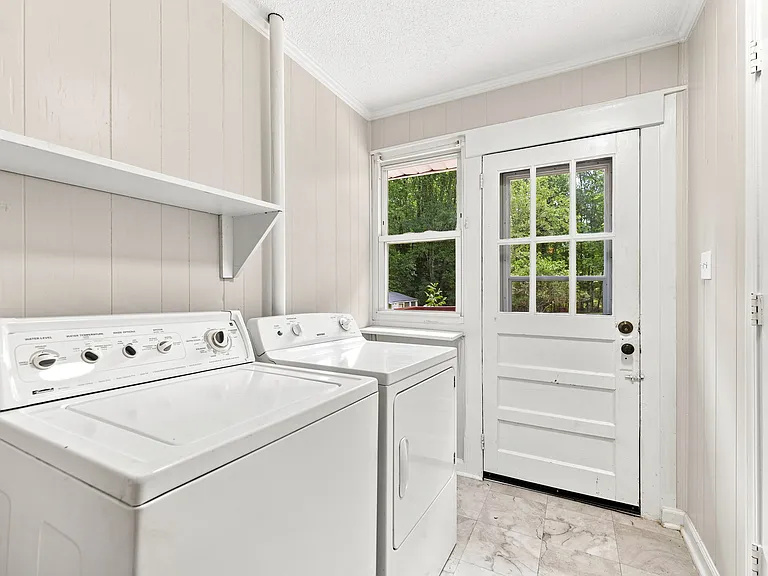 3629 Pleasant Garden Rd — Photo 24