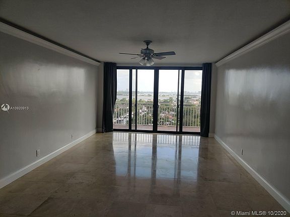 3rd image of 2450 NE 135th St APT 1003