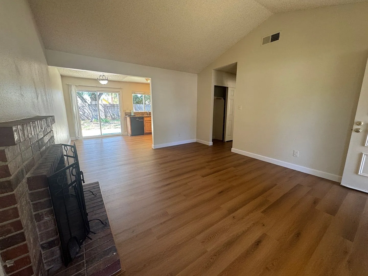 Recently Remodeled Four Bedroom Rosemont Home with Large Backyard! — Photo 3