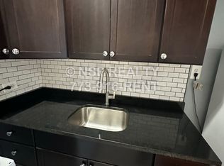 5670.5 N Ridge Ave #S1, Chicago, IL 60660