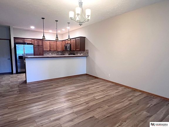 2nd image of 265 Langworthy Ln